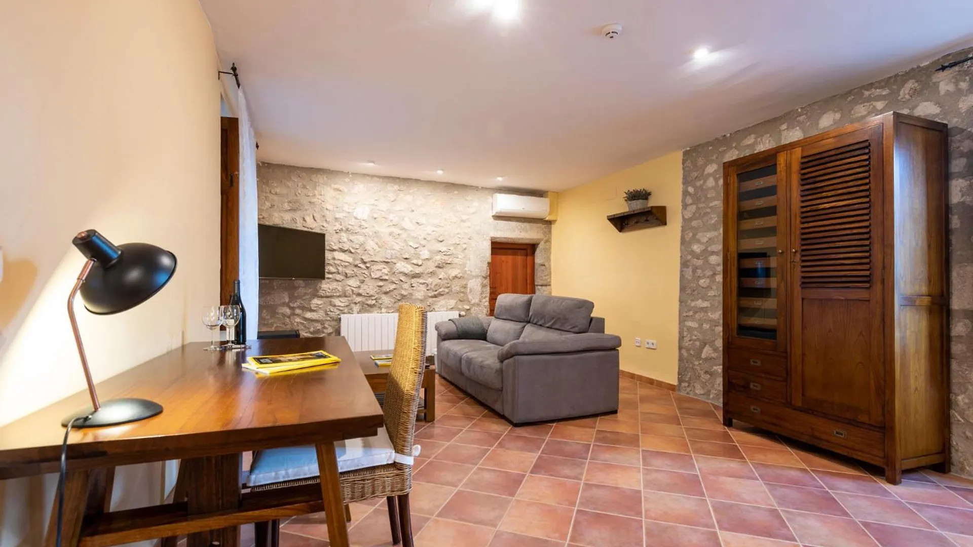 Hostal Can Xicu Capmany 3*,  Spanien