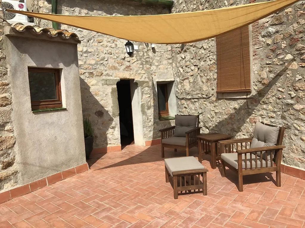 Hostal Can Xicu Capmany Hotel