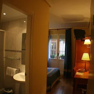 https://pension-bilbao.bilbaohotelsspain.com